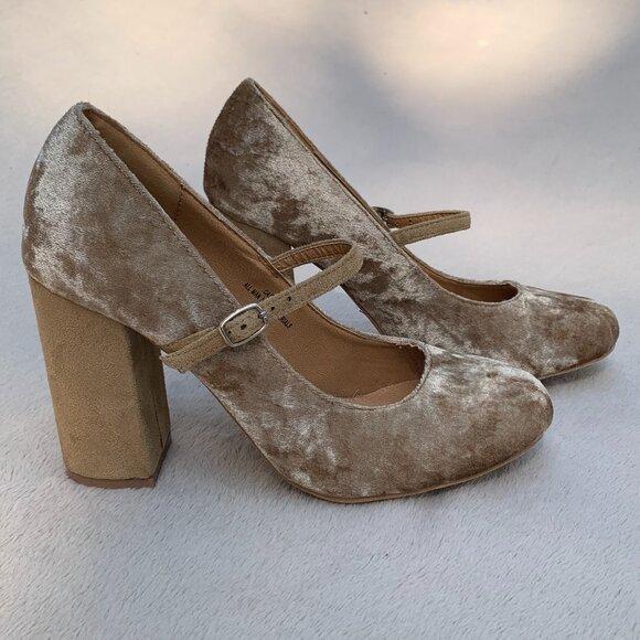 Modesta Carmeo-01 Crushed Velvet Mary Jane Style Block Heels - Picture 3 of 16